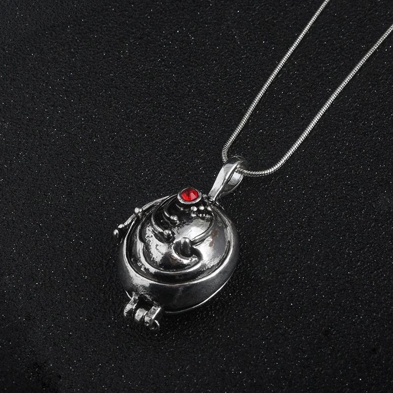 The Vampire Diaries With Necklace