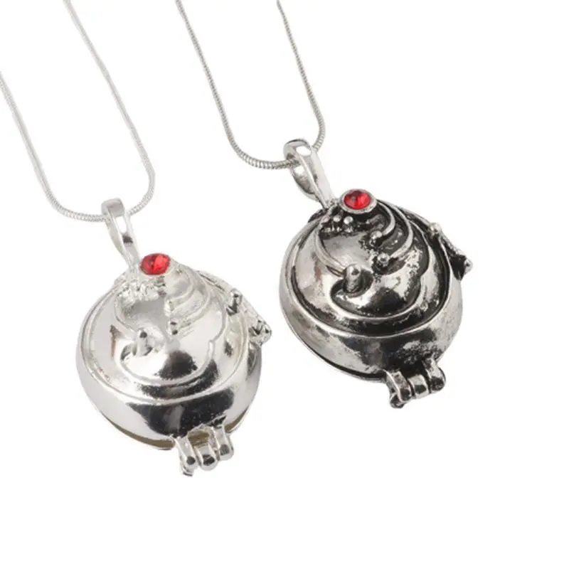 The Vampire Diaries With Necklace