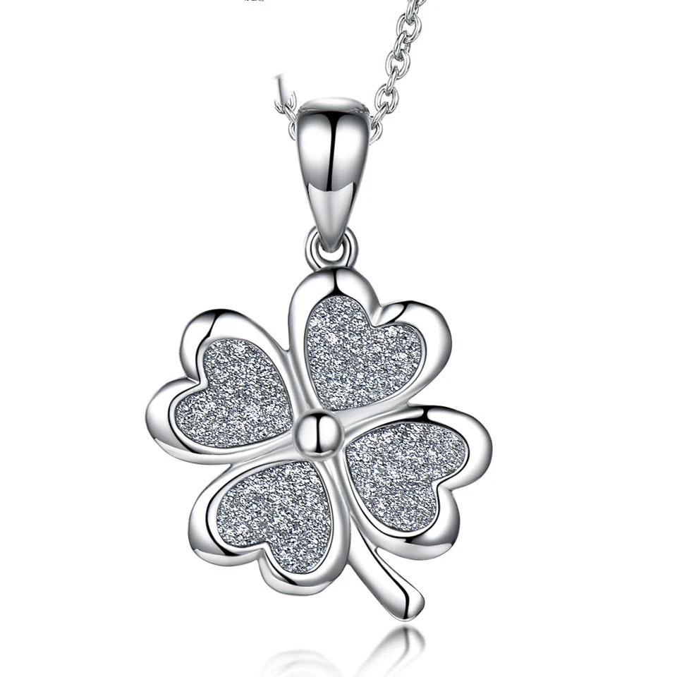 Sterling Silver Necklace Four Leaf Clover Necklace Green Love Flattened Folding Pendant Clavicle Chain Necklace