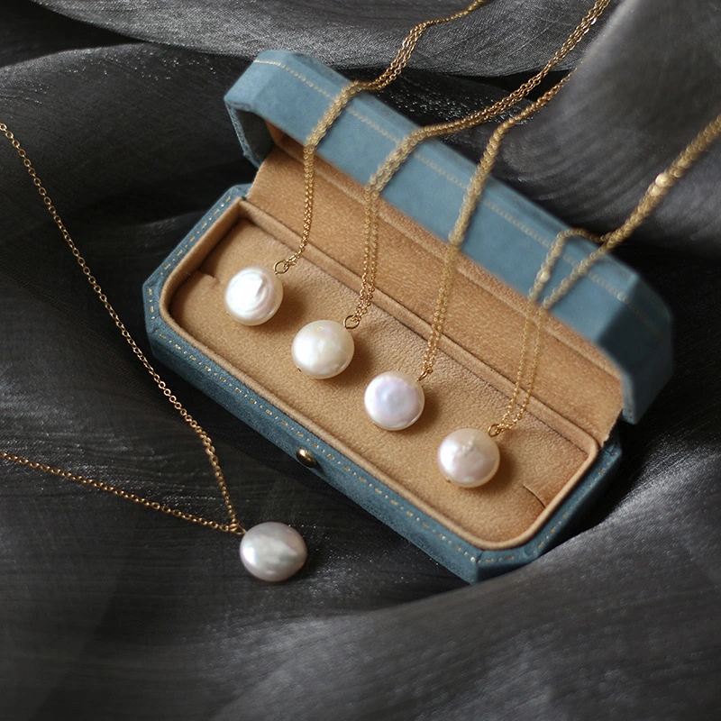 Lucky Button Pearl Necklace Clavicle Chain