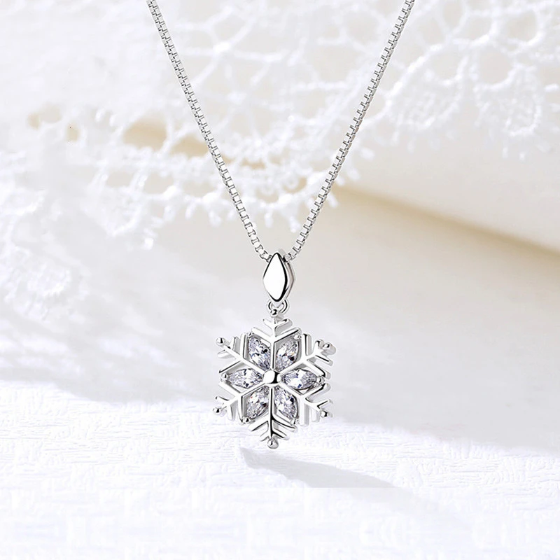 Snowflake Christmas Fashion Diamond Clavicle Chain