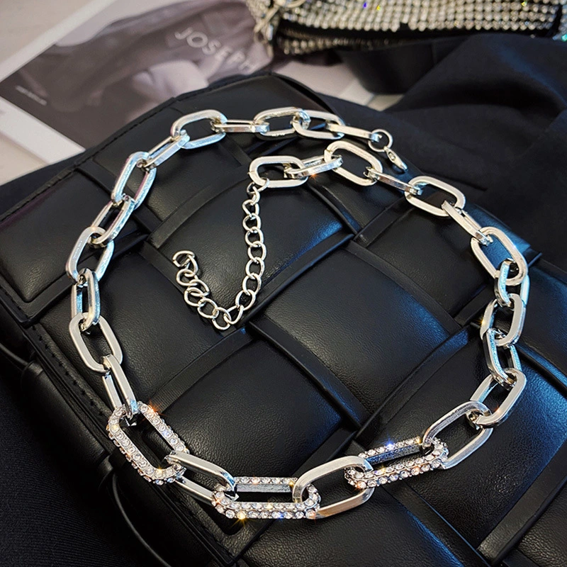 Exaggerated Large Thick Chain Metal Decorative Necklace Female Tide Flashing Diamond Stitching