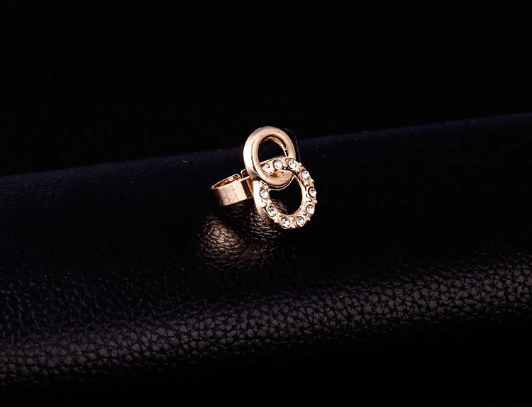 Four-piece Set Of 18K Gold Jewelry