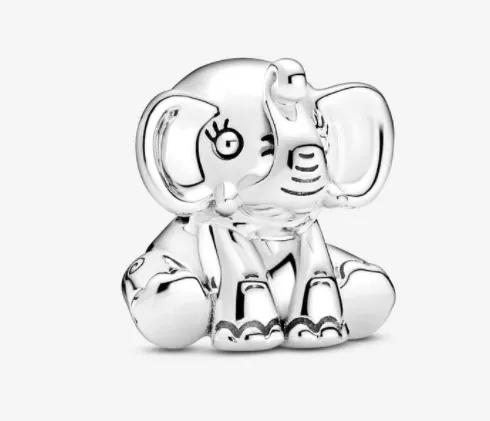 Silver cute elephant pendant