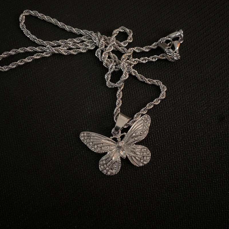 Gold-Plated Butterfly Necklace Male Hip Hop Female Clavicle Chain