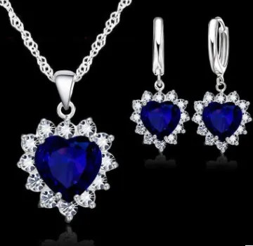 Heart-shaped earrings necklace jewelry set