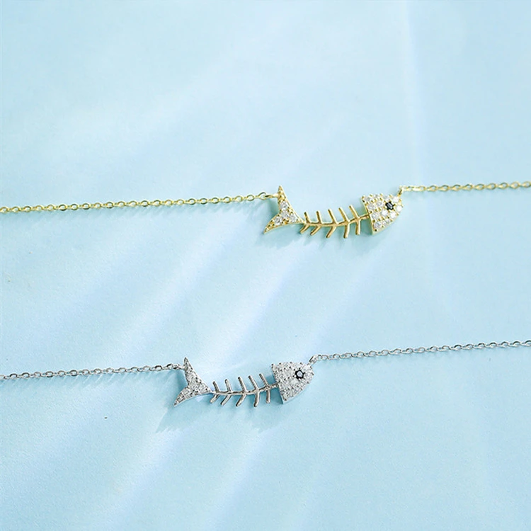 Diamond Fishbone Lock Necklace