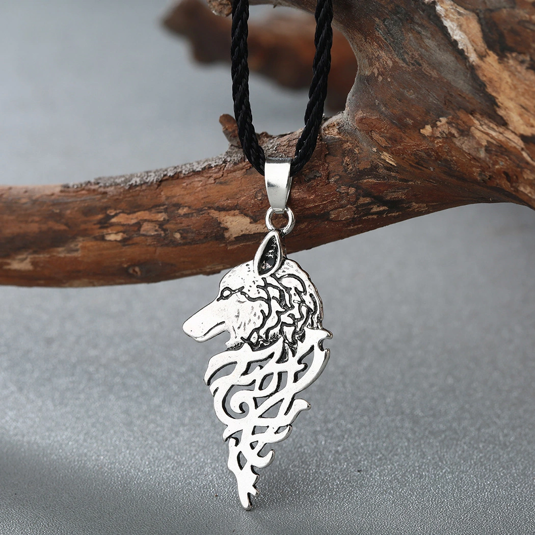 Vintage Ancient Silver Animal Wolf Pendant Necklace