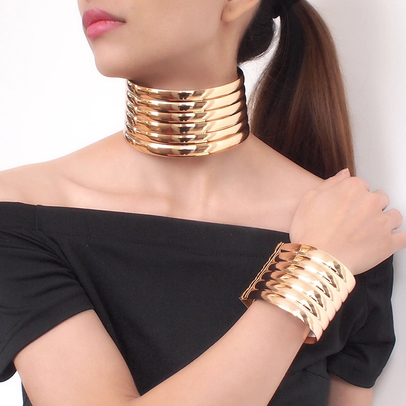 Exaggerated necklace choker bracelet set