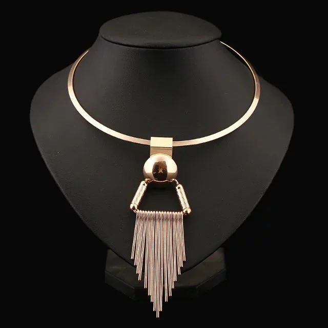 Necklace with tassel drops