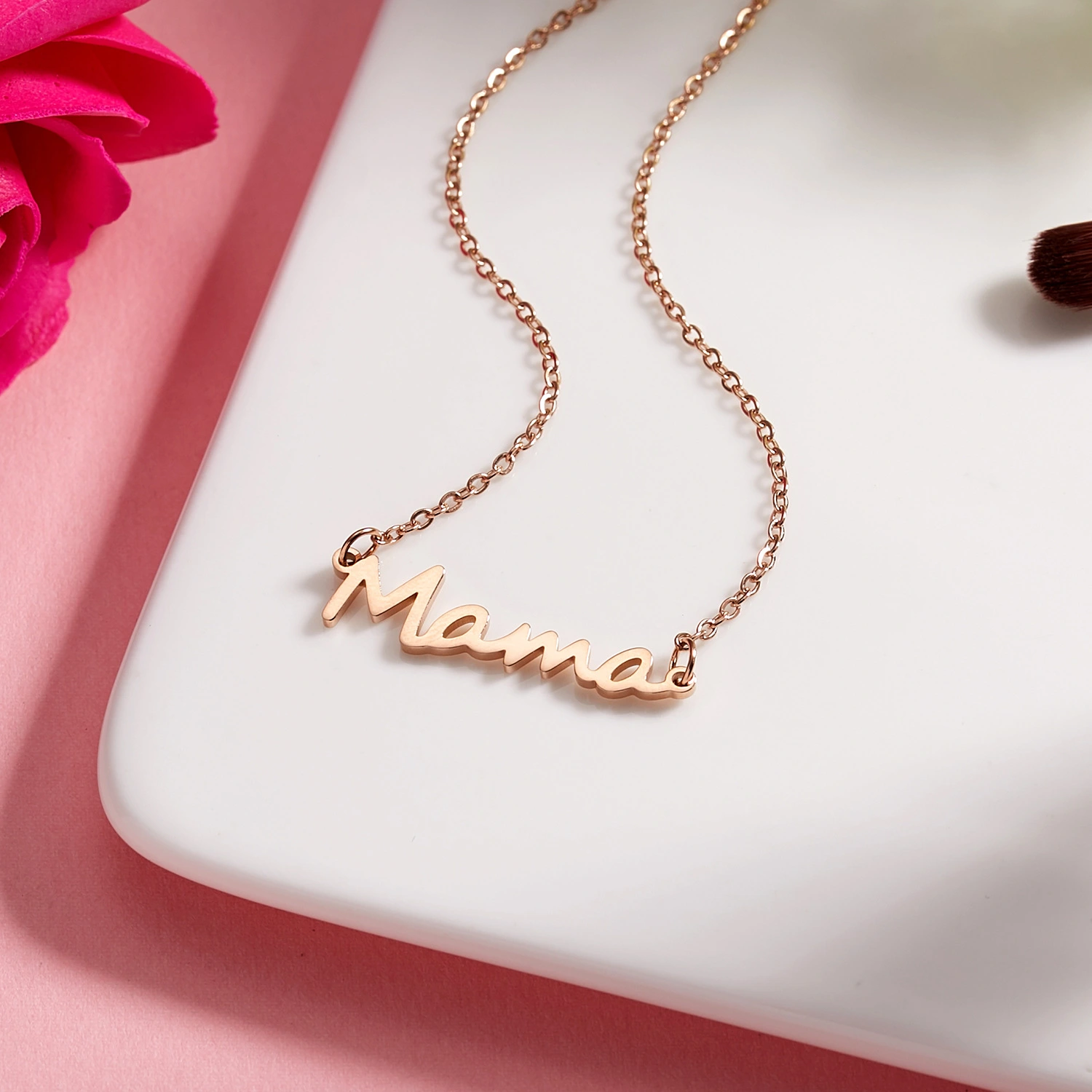 Stainless steel letter necklace