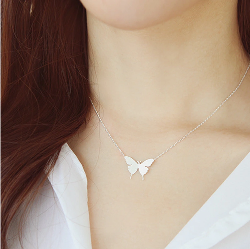 Brushed matte butterfly bone chain