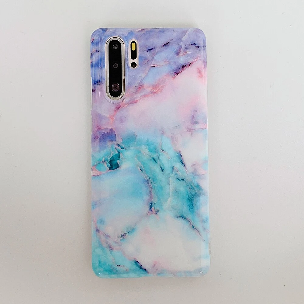 Gradient marble pattern phone case