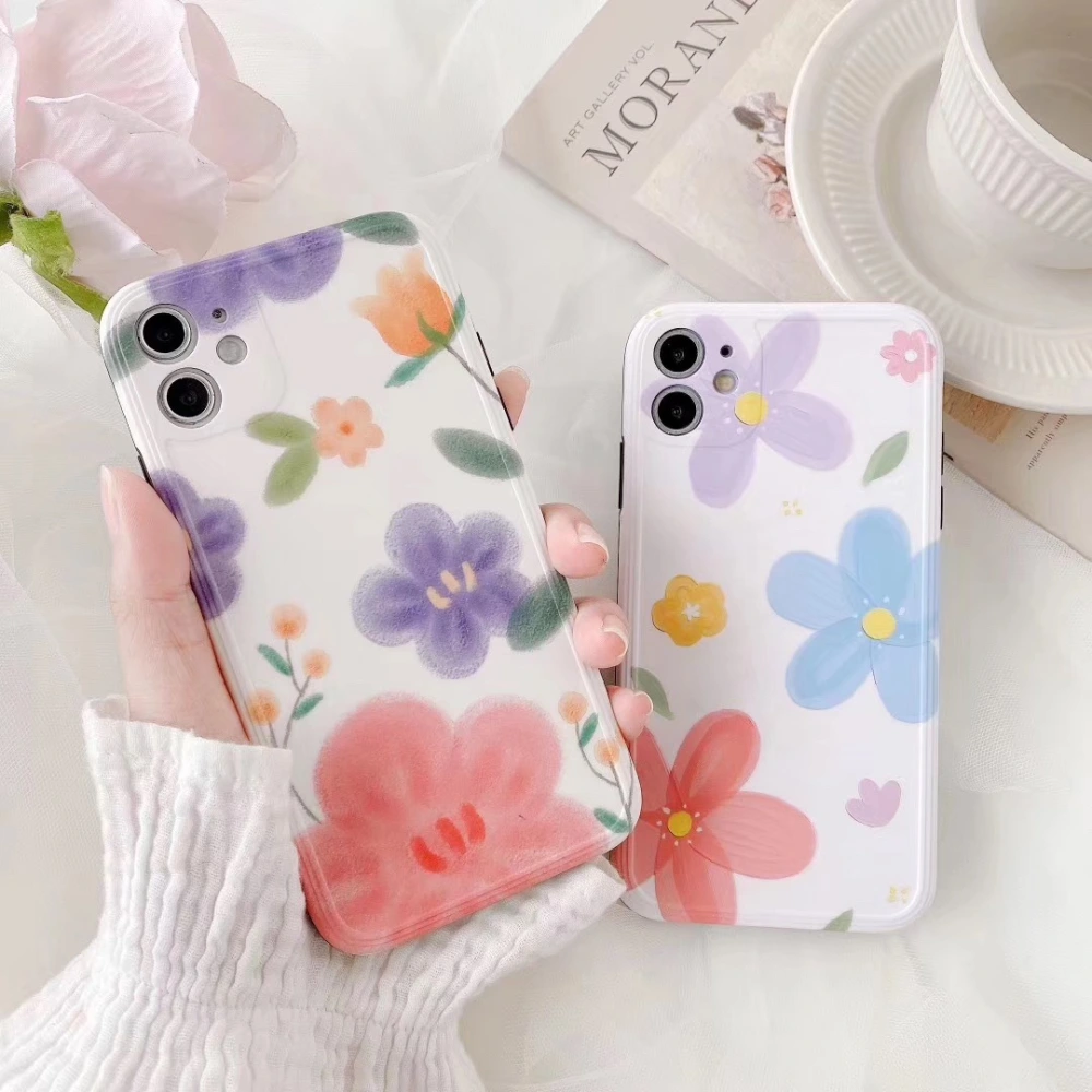 Line border flower phone case