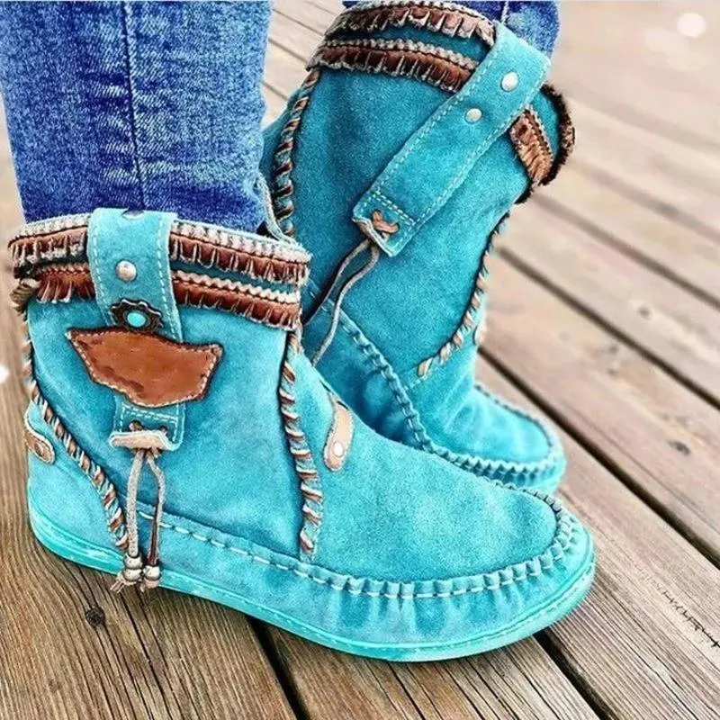 Stitched flat-heel Martin boots