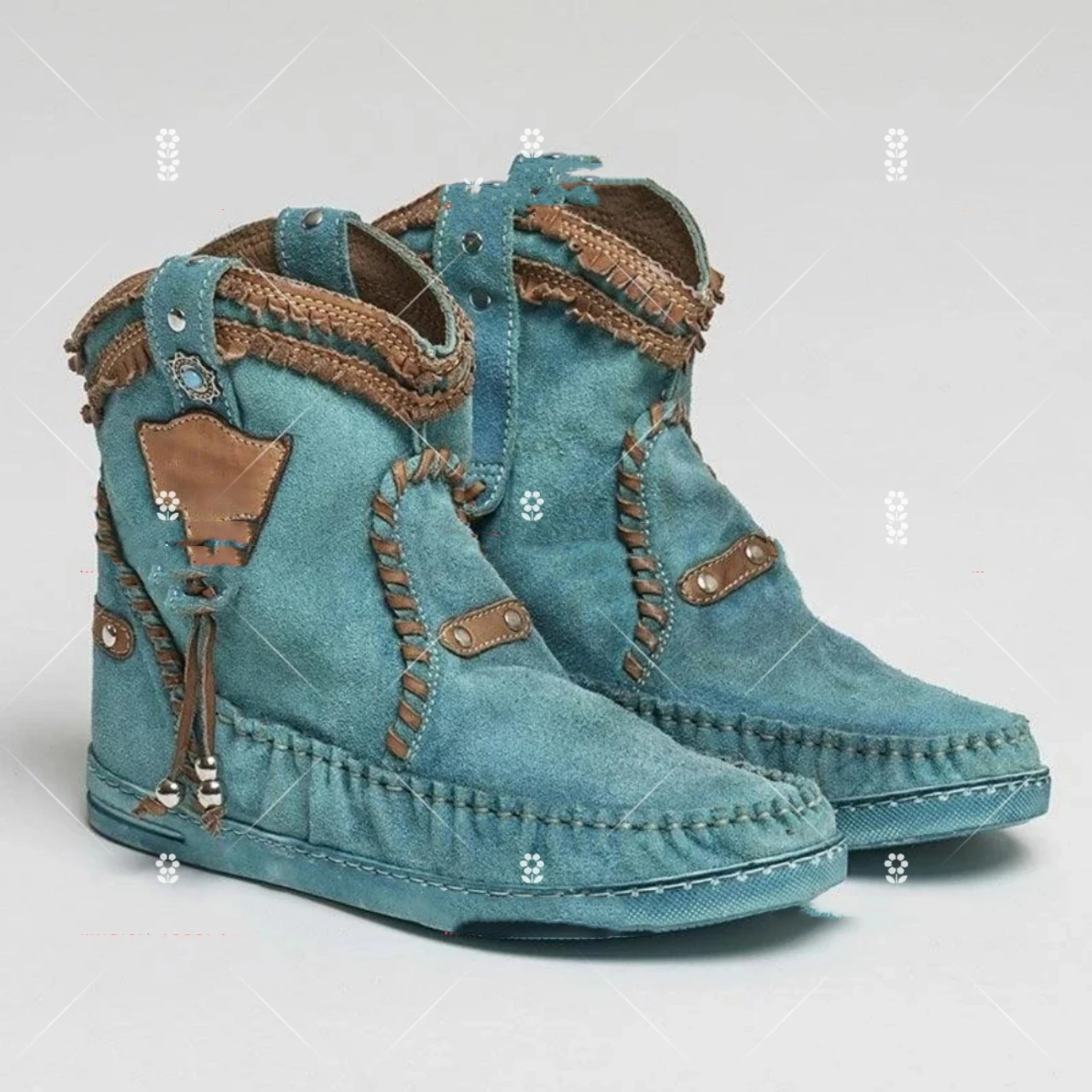 Stitched flat-heel Martin boots