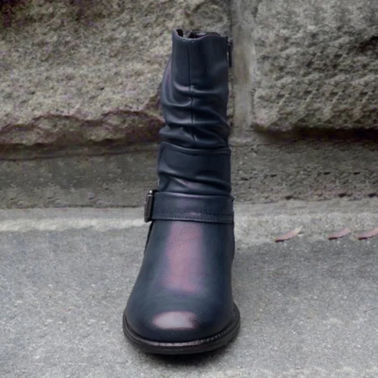 Martin boots with solid color belt buckle