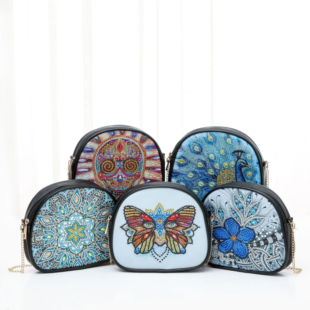 One-shoulder Handmade Point Diamond Satchel Peacock Mandala