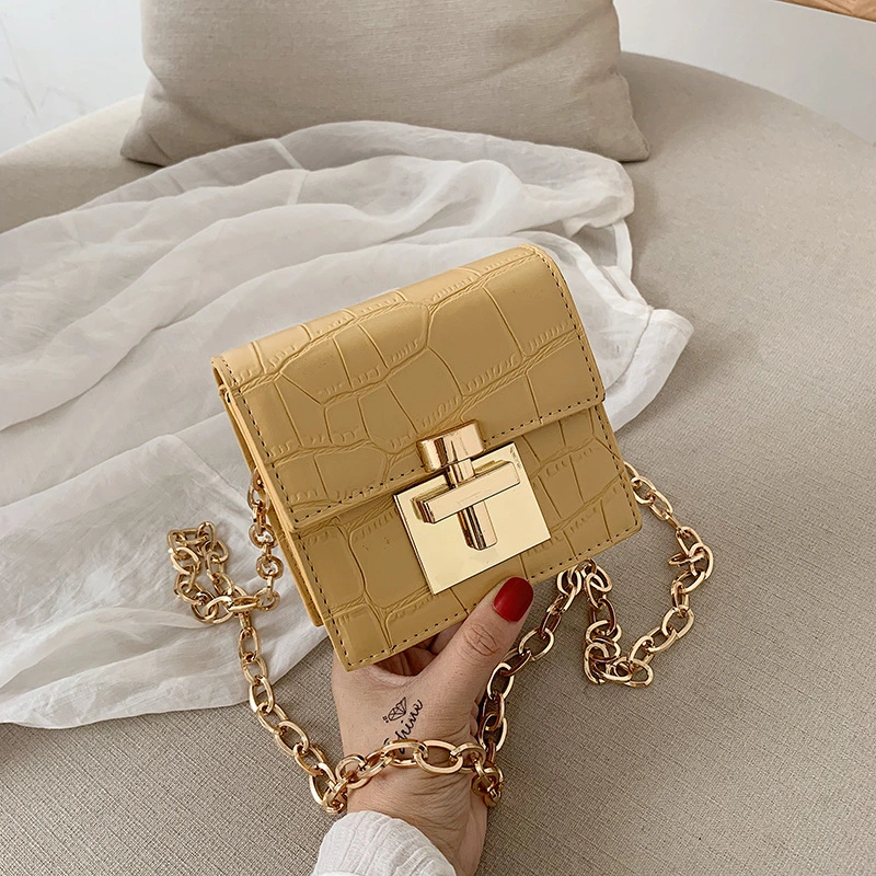 Shoulder chain small square bag