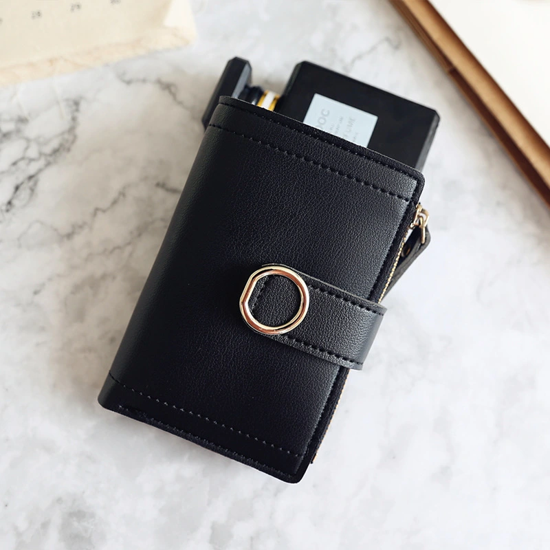 Simple small wallet with zipper buckle ring