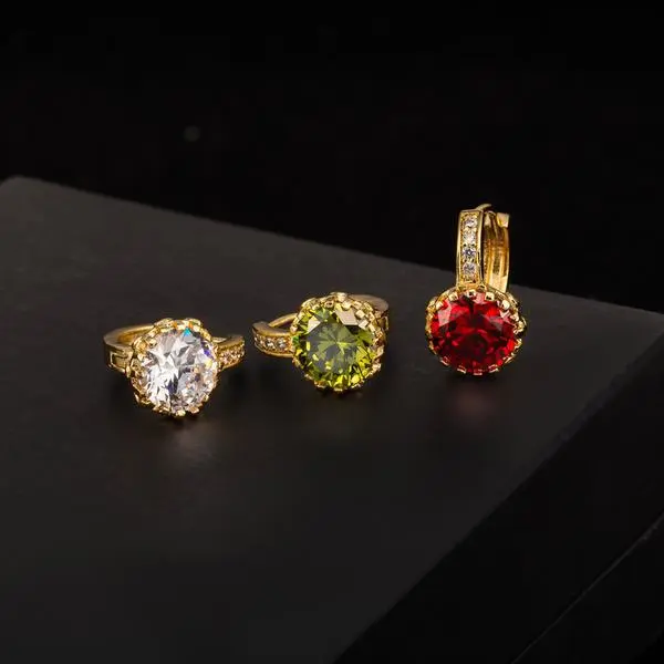 Ultrasort zircon earrings
