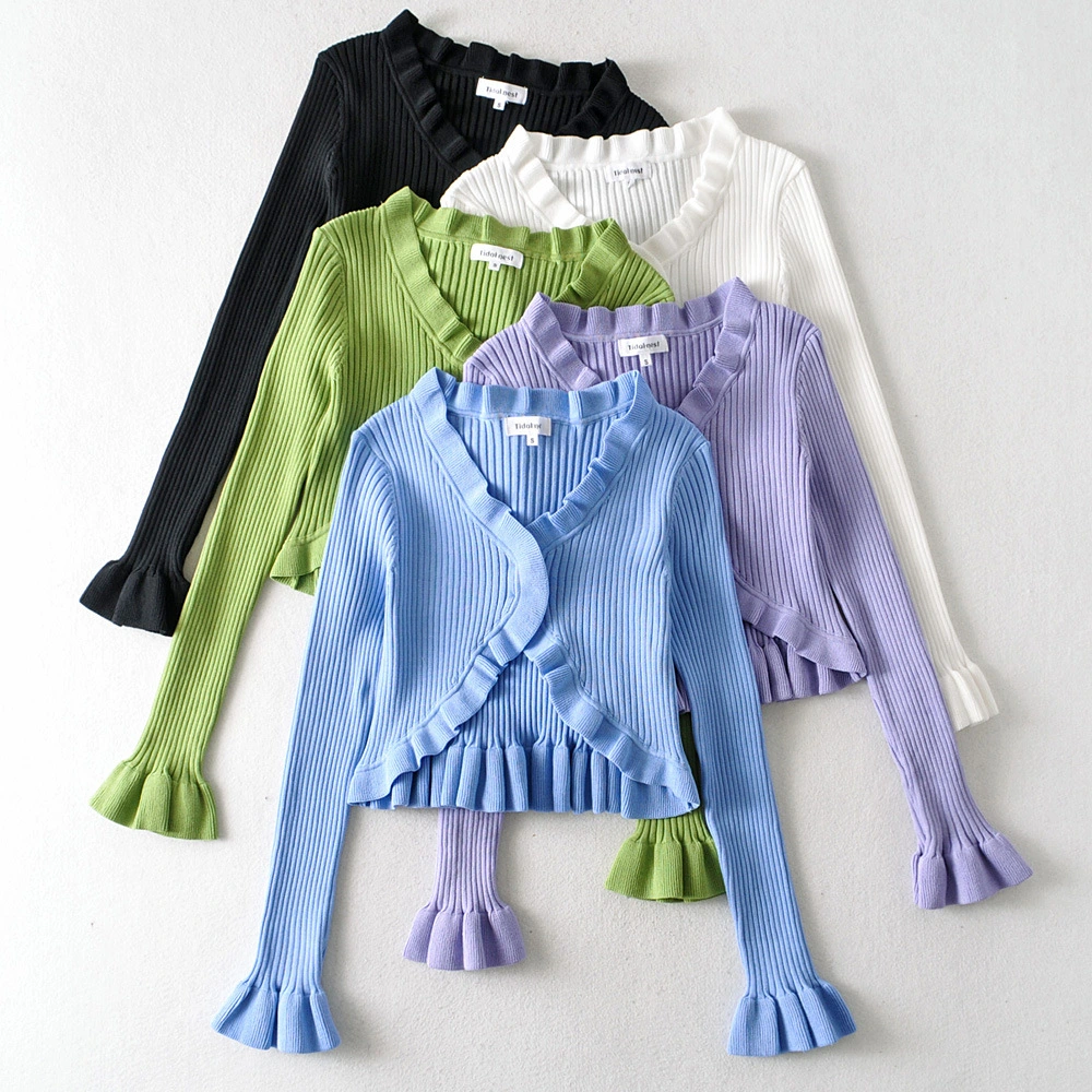 Park Xiurong The Same Black Short Knit Top With Wood Ears