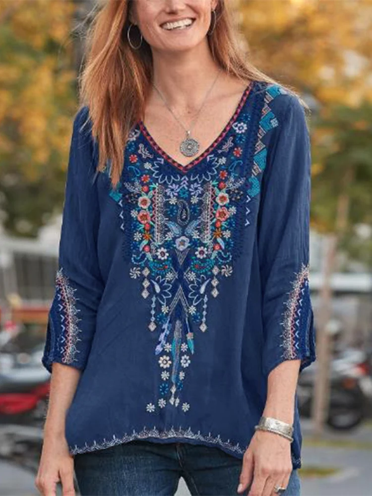 Women's Blouse With Embroidered Long-Sleeved Shirt