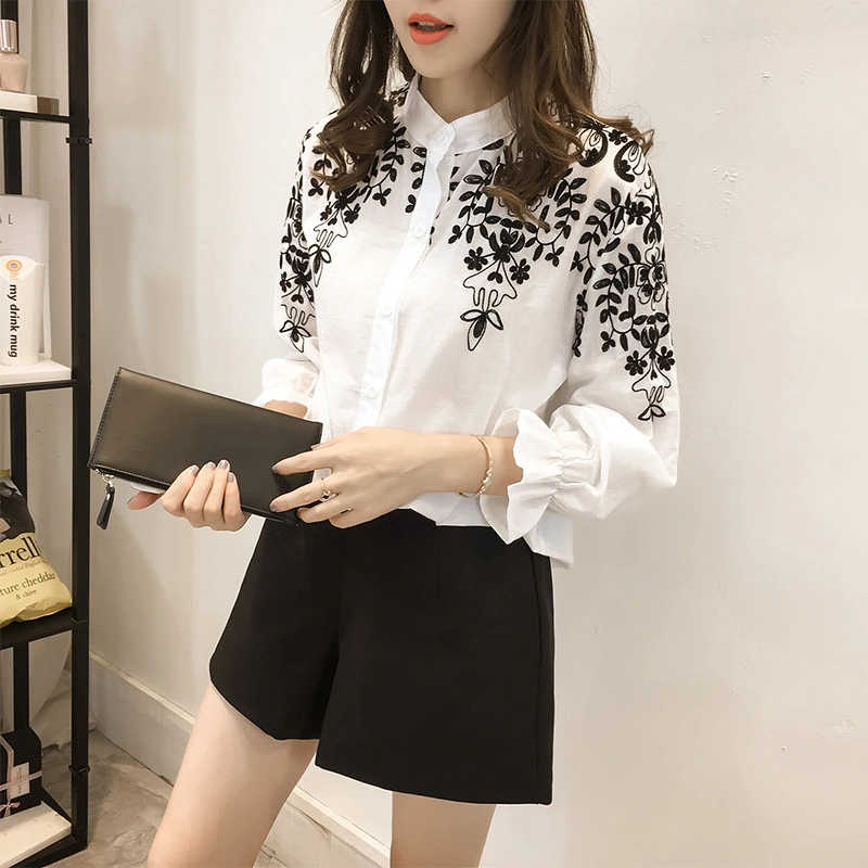 Loose Embroidered Flower Stand-up Collar Base Shirt