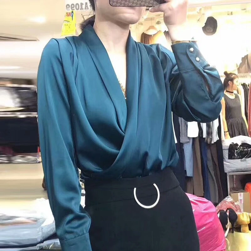 Satin Pleated V-neck Women's Long-sleeved Shirt