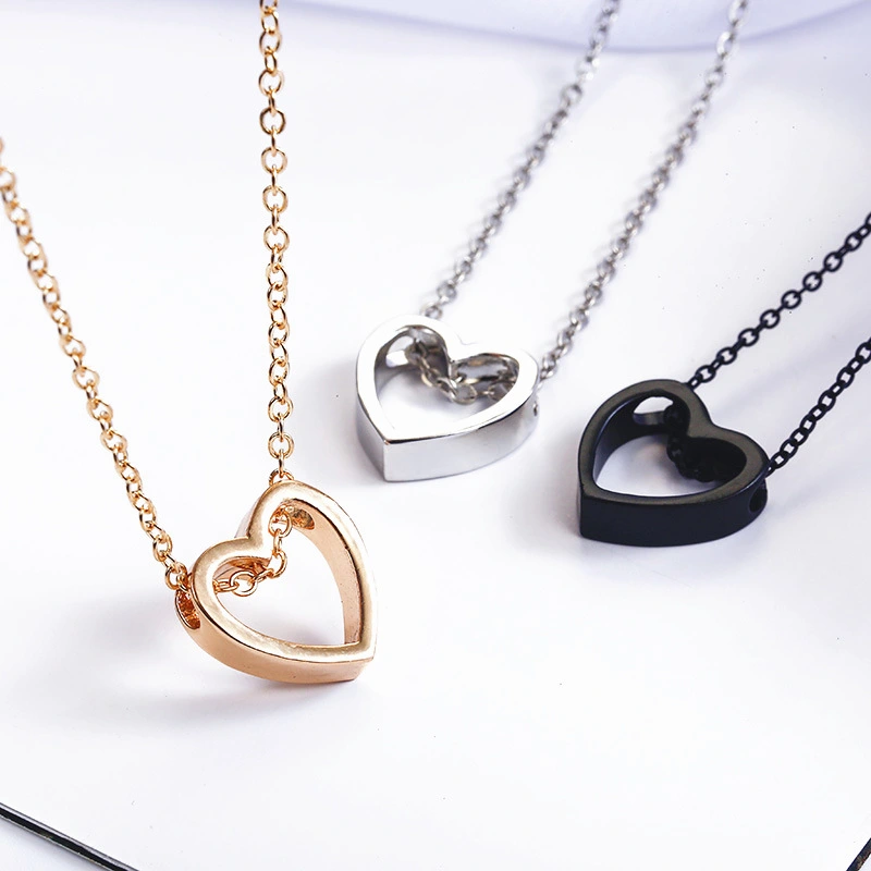 Fashion Personality Women's Alloy Love Necklace