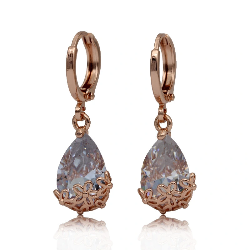 Rose gold pattern asymmetric earrings