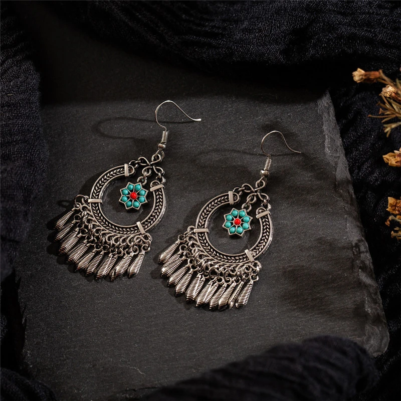 European And American Creative Rice Beads Flower Alloy Leaf Tassel Earrings