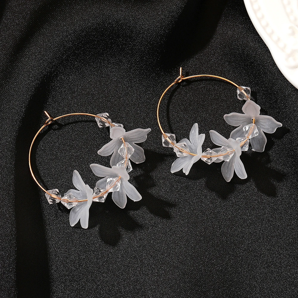 Temperament Long Multi-layer Crystal Petal Earrings Korea Dongdaemun Net Red Earrings