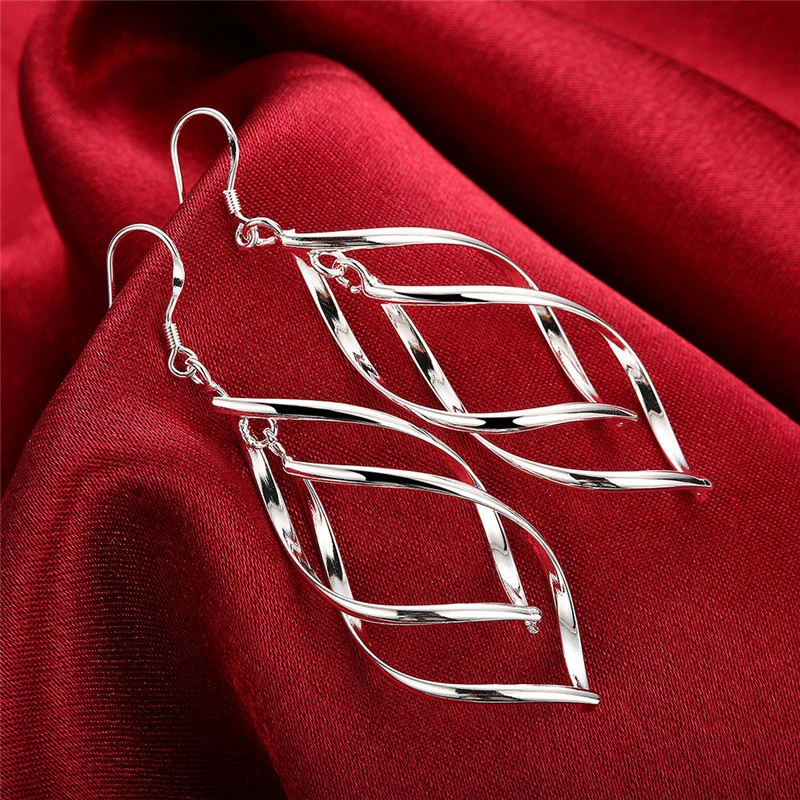 Japanese And Korean Sweet Fashion Hollow Silver Plated Earrings