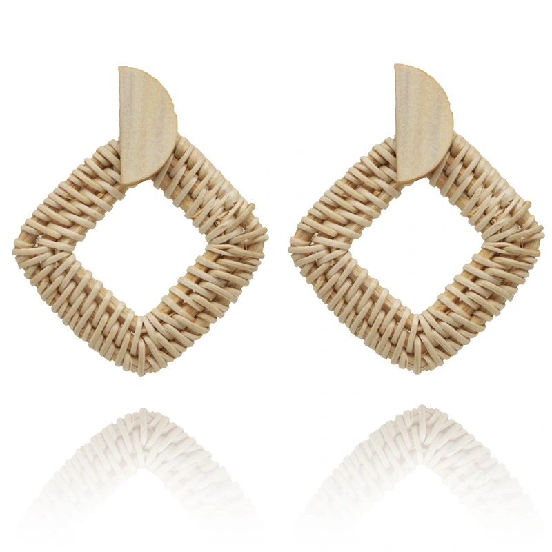 Retro Temperament Creative Exaggerated Hand-woven Rattan Earrings