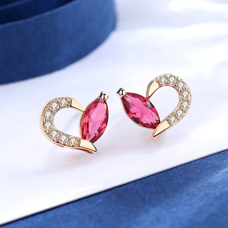 Sweet Zircon Love Leaf Earrings