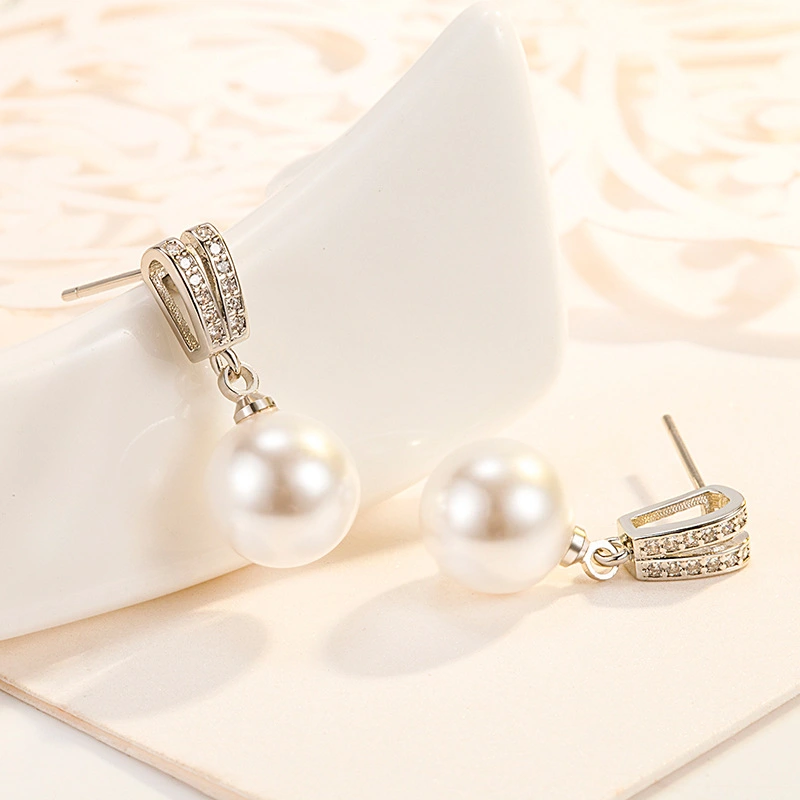 A Pair Of Rabbit Ears Sterling Silver Pearl Studs Earring