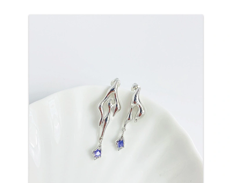 Streamlined Texture Niche Exaggerated Earrings