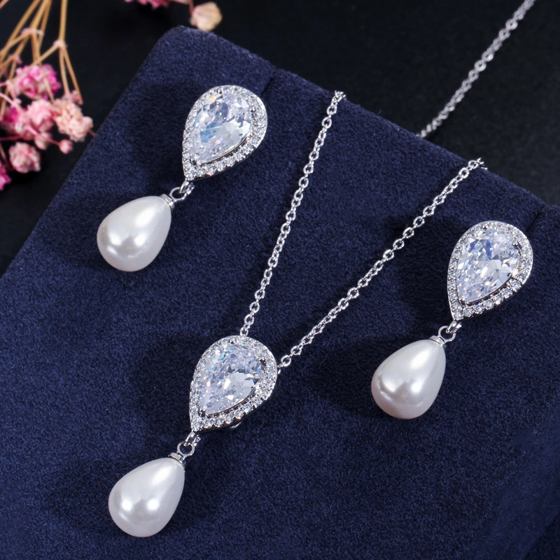 Two-piece Zircon Drop Pearl Pendant Earrings