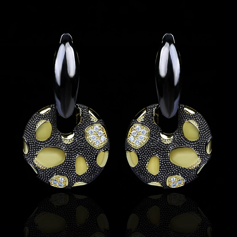 Popular Black Gold Stud Earrings