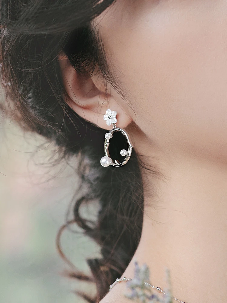 Flower Bud Qiong Branch Stud Earrings Women