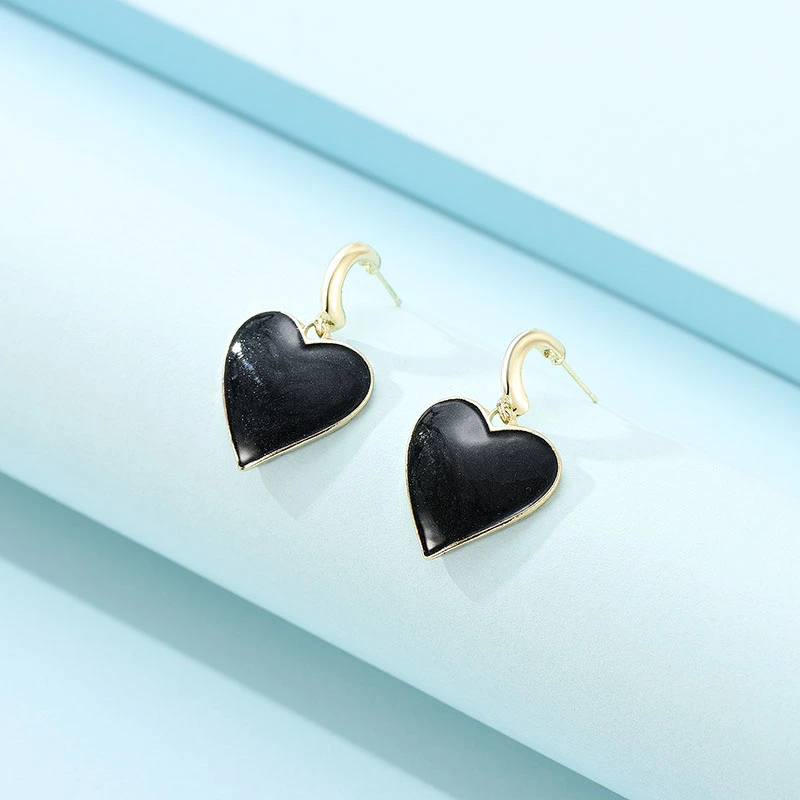 Simple Forest Gold Earrings With Diamonds