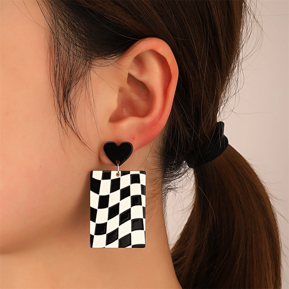 Simple Acrylic Black And White Grid Earrings Temperament Cold Wind