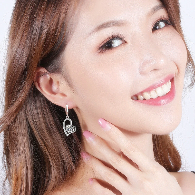 Women's Fashion Temperament Mid-Long Earrings