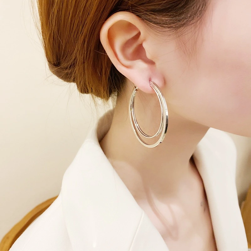 Metal Earrings Fashion High-end Earrings