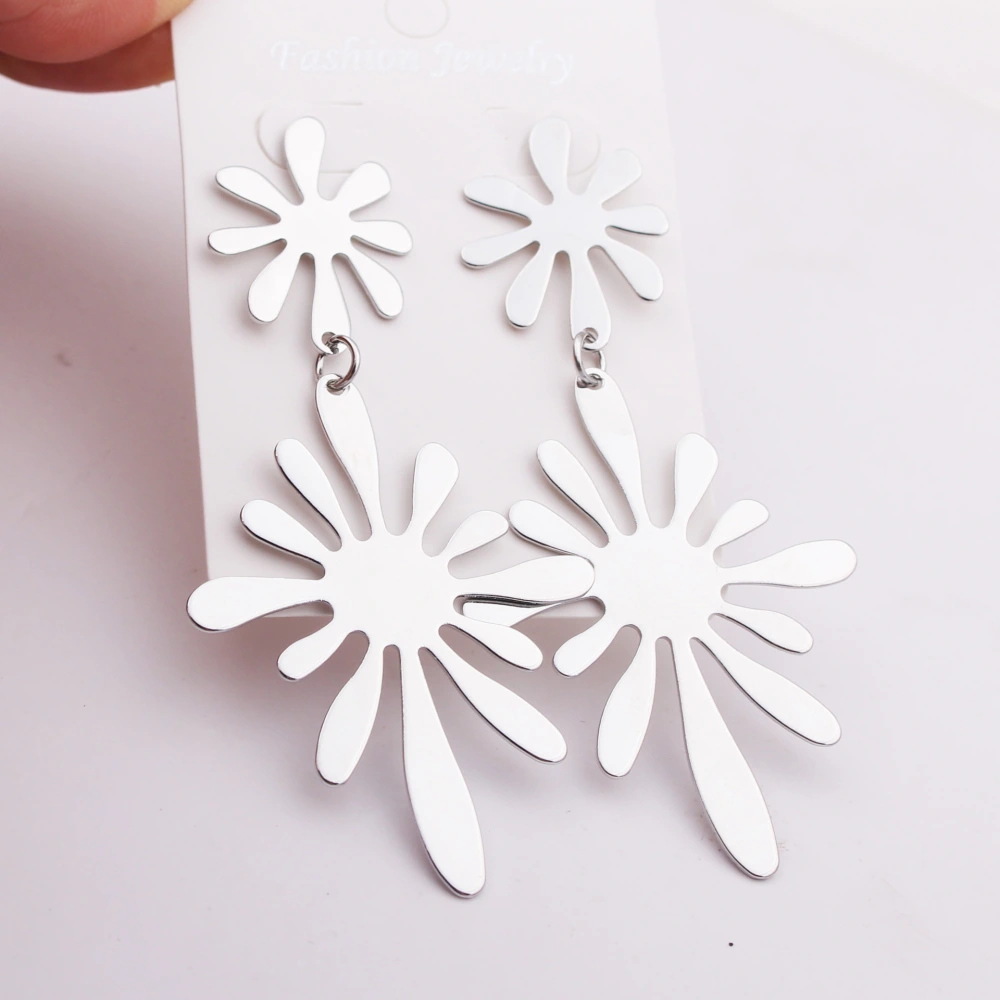 Little sunflower character earrings