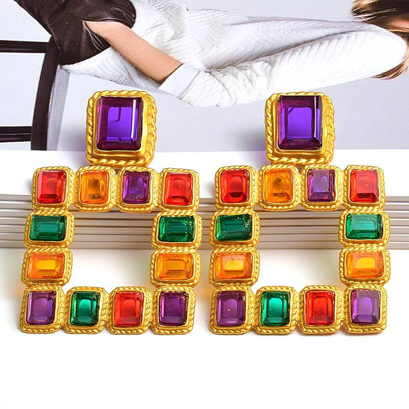 Atmospheric color geometric earrings