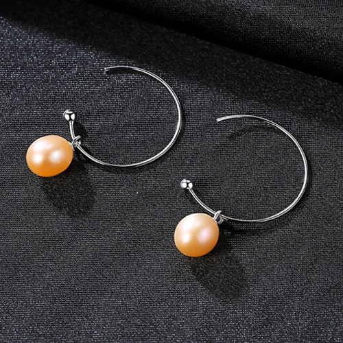 Minimalist fashion earrings