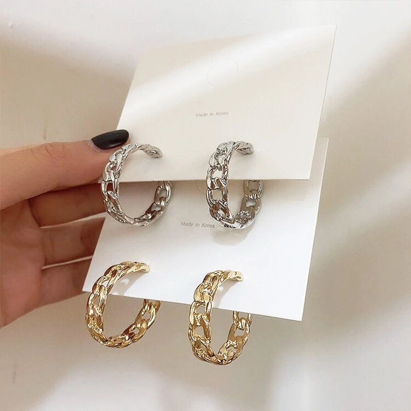 French earrings with high-level design of metal chain