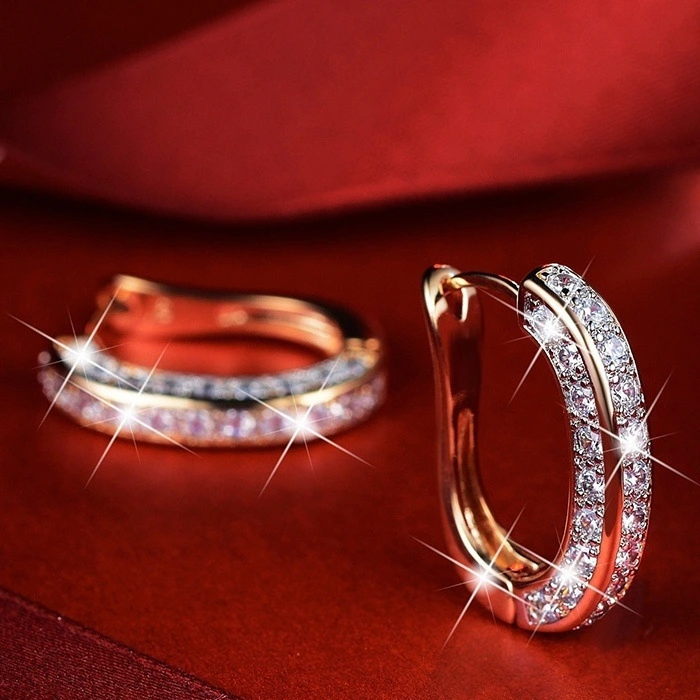 Three-Sided Diamond Full Rhinestone Ear Clip Earrings